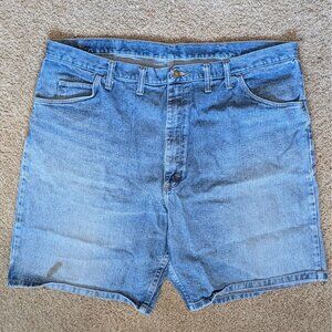 Wrangler Mens 44 (43") Relaxed Fit Blue Denim Jean Shorts Casual Everyday Wear